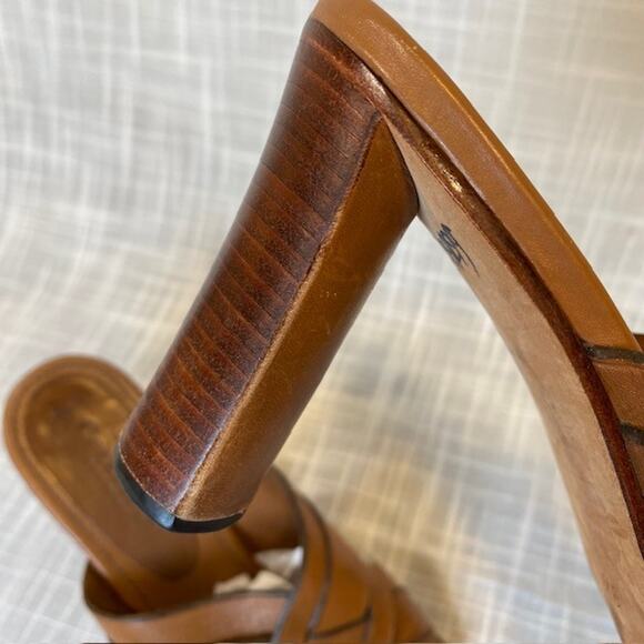 Cole Haan Country Caramel Brown Leather Block Criss Cross Heels Sandals Size 8.5 - Picture 7 of 8